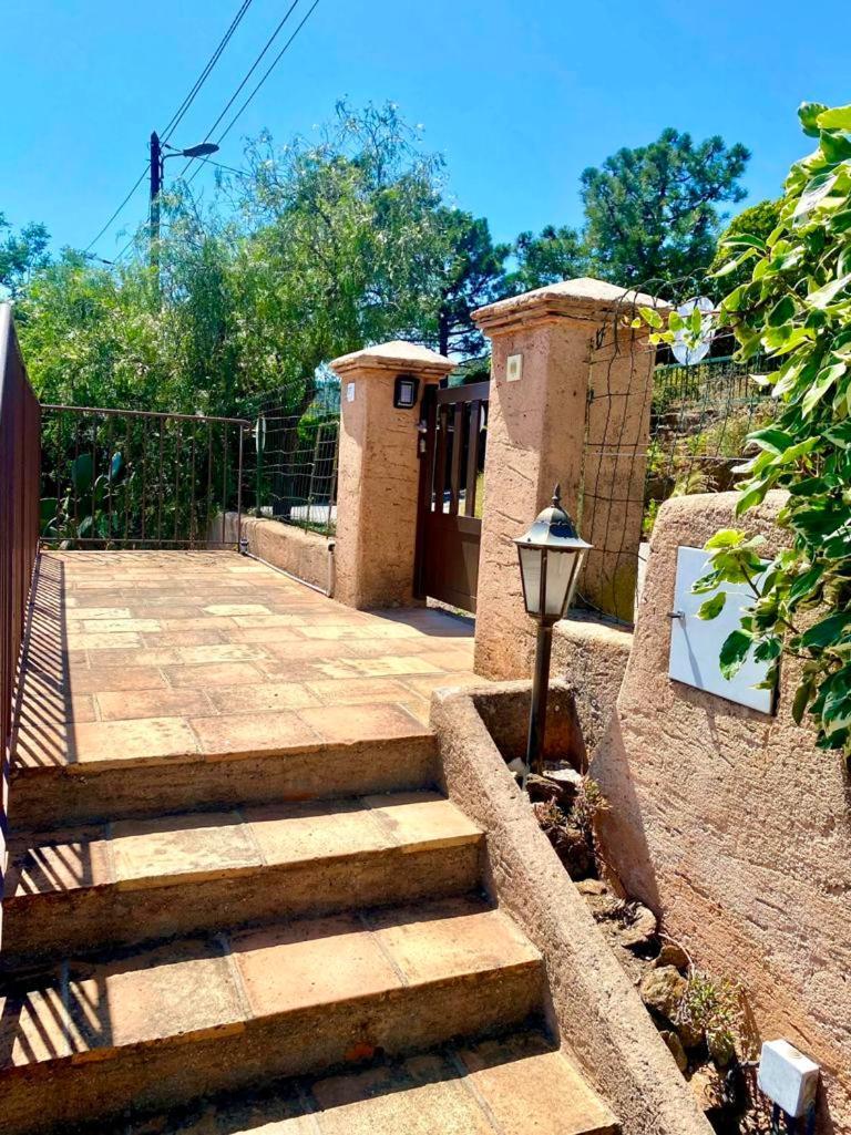 Villa les Alizés Le Le Rayol-Canadel-sur-Mer Extérieur photo
